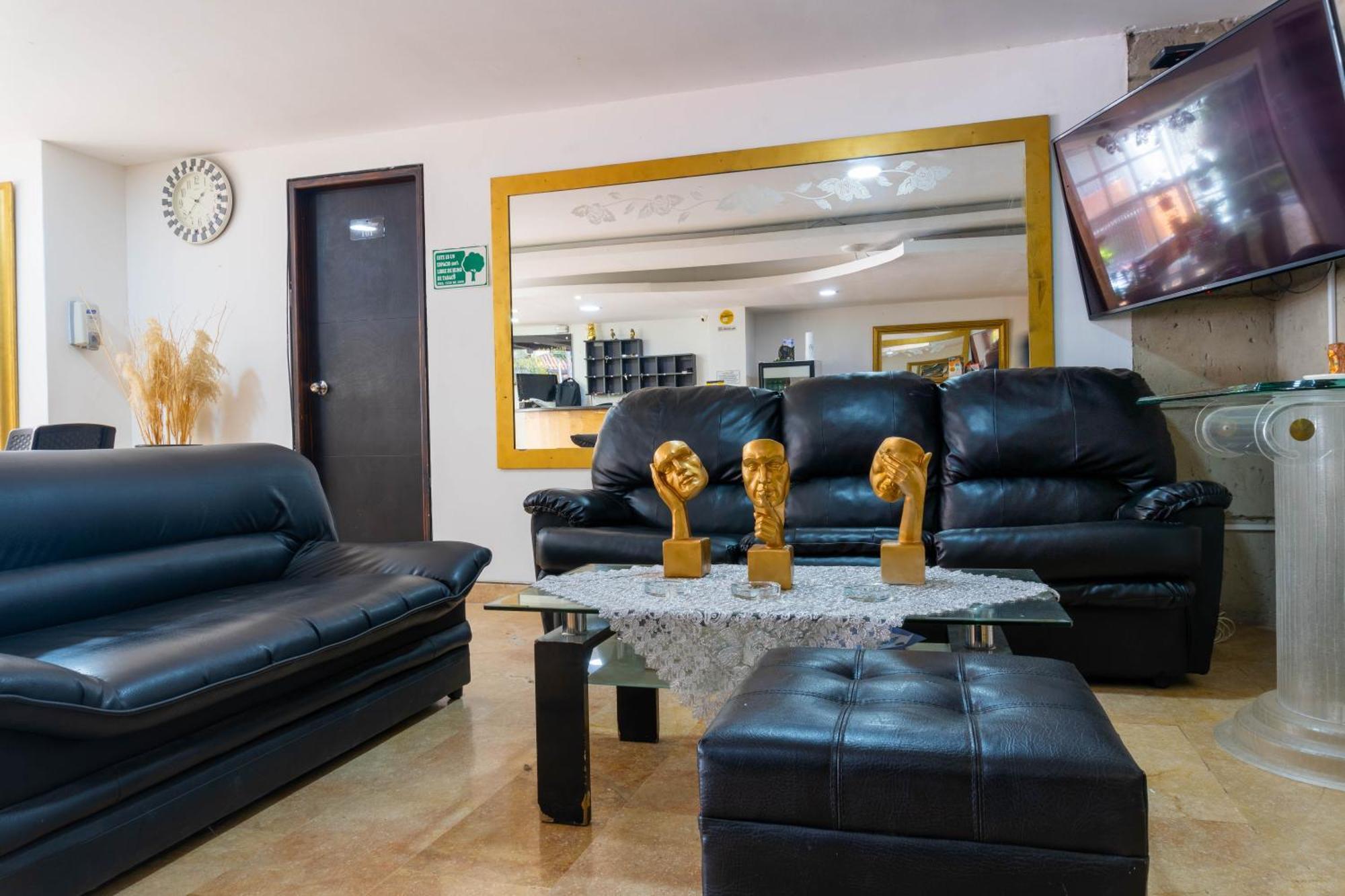 Casa Blanca Laureles Medellín