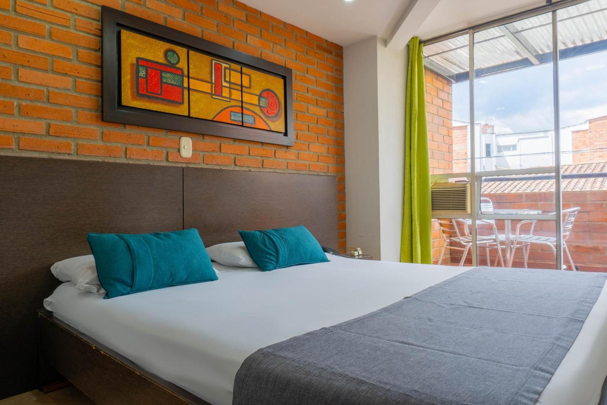 Hotel Casa Blanca Laureles Medellín
