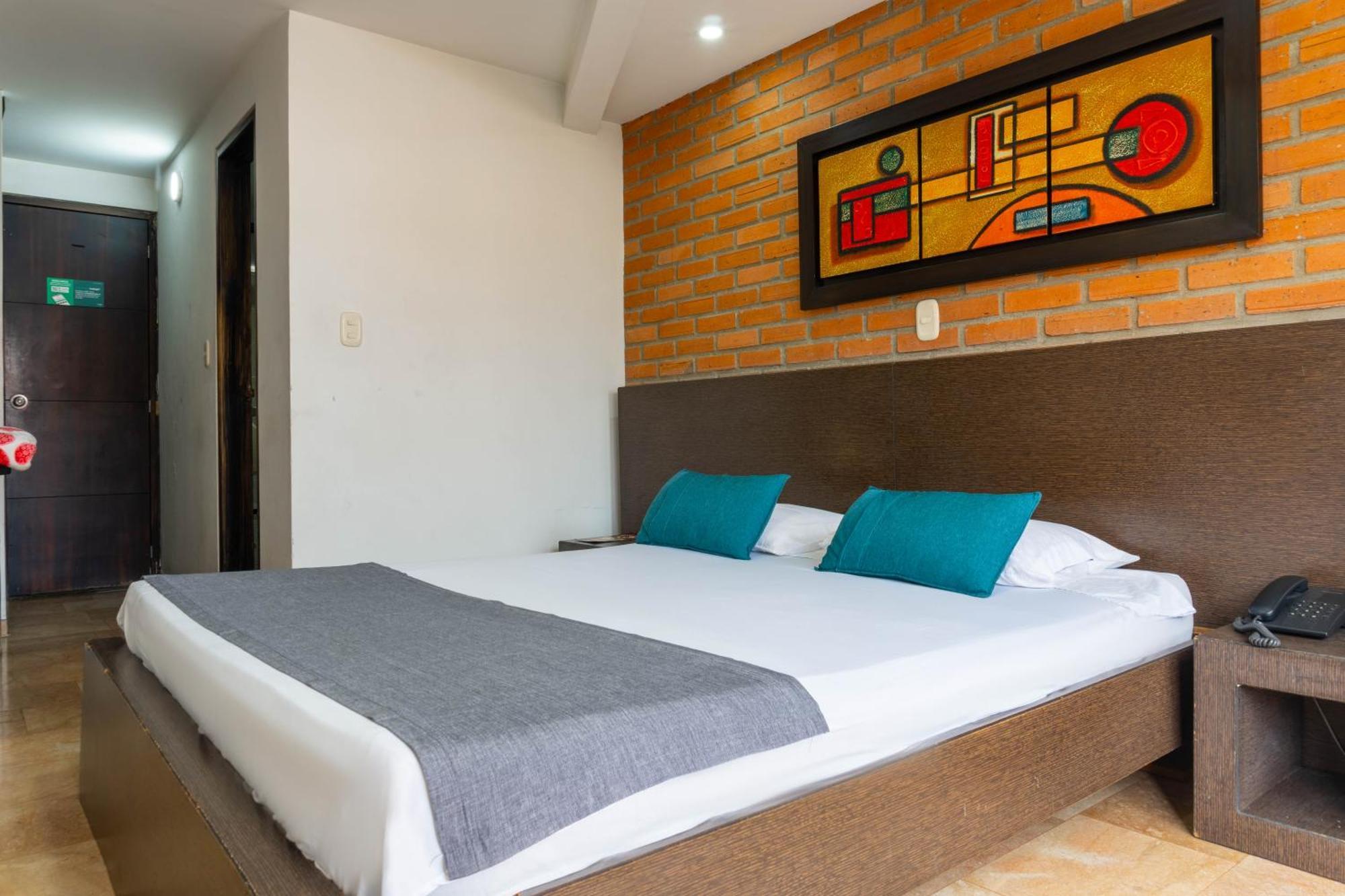 Casa Blanca Laureles