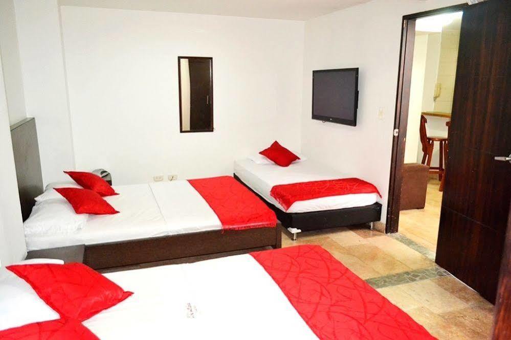 Hotel Casa Blanca Laureles 3*