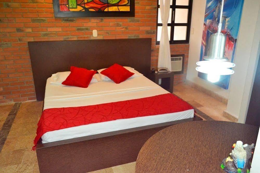 Casa Blanca Laureles Hotel 3*