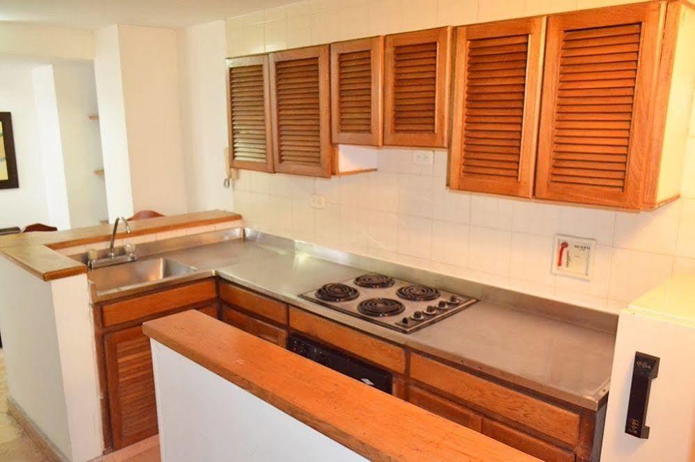 Hotel Casa Blanca Laureles 3*