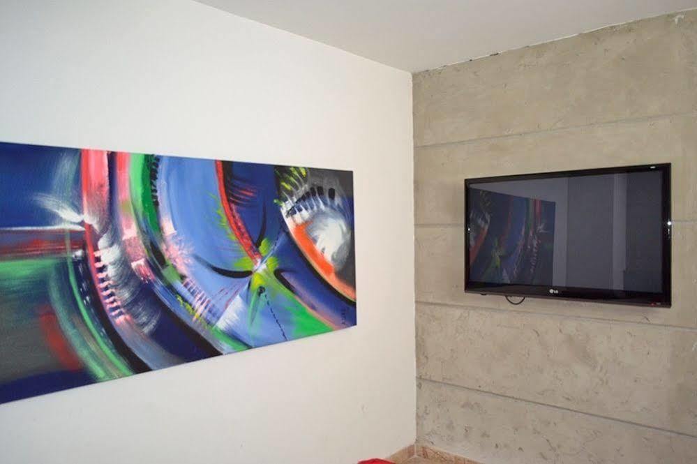 Casa Blanca Laureles Medellín